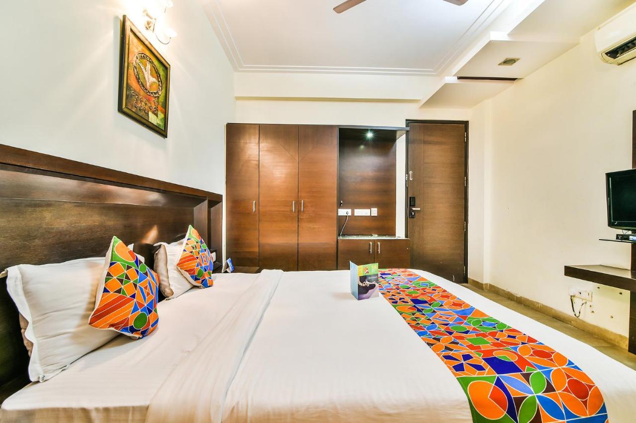 Fabhotel Oasis Dlf Phase 3 Γκουργκάον Εξωτερικό φωτογραφία